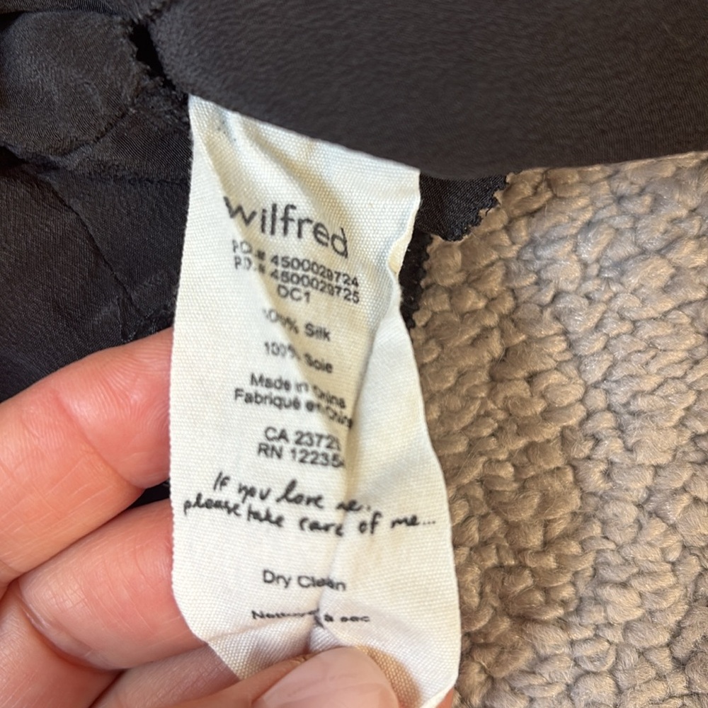 Vintage Aritzia black jumper - Picture 7 of 7